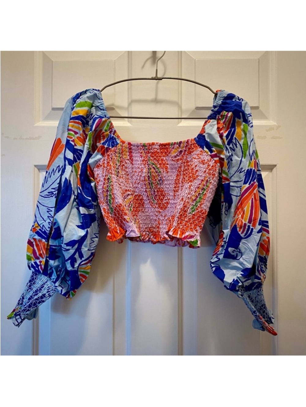 Farm Rio Mixed Birds Puff-Sleeve Smocked Crop Top